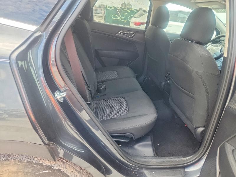 2025 KIA SPORTAGE LX 11