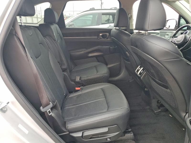 2025 KIA SORENTO EX 11