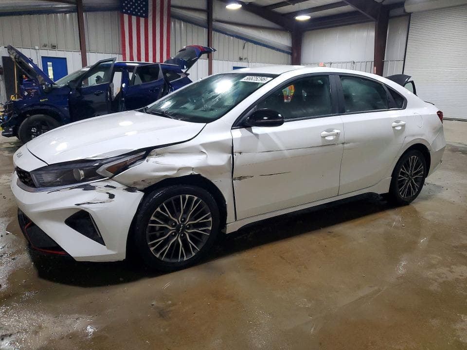 2023 KIA FORTE GT LINE
