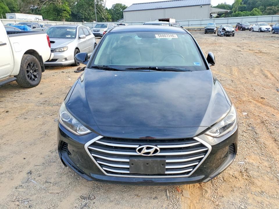 2018 HYUNDAI ELANTRA SE 5