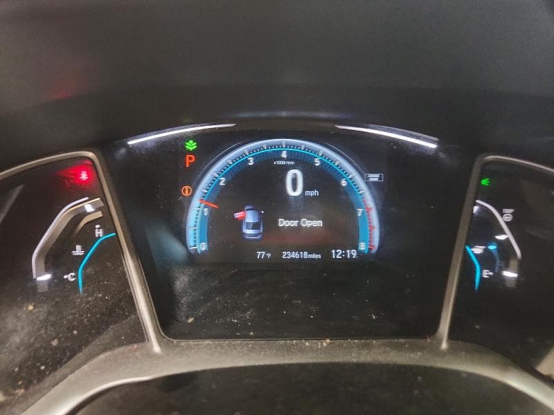 2018 HONDA CIVIC EX 9