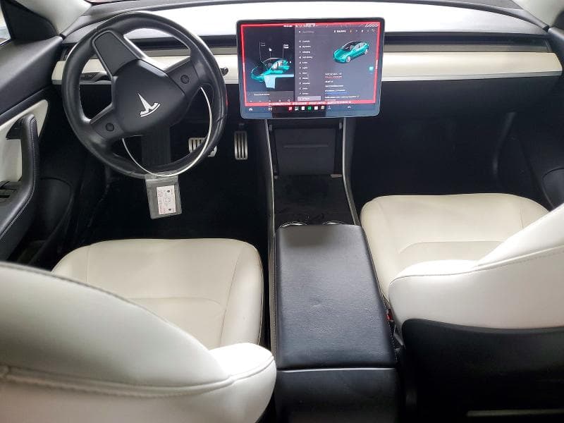 2018 TESLA MODEL 3 8