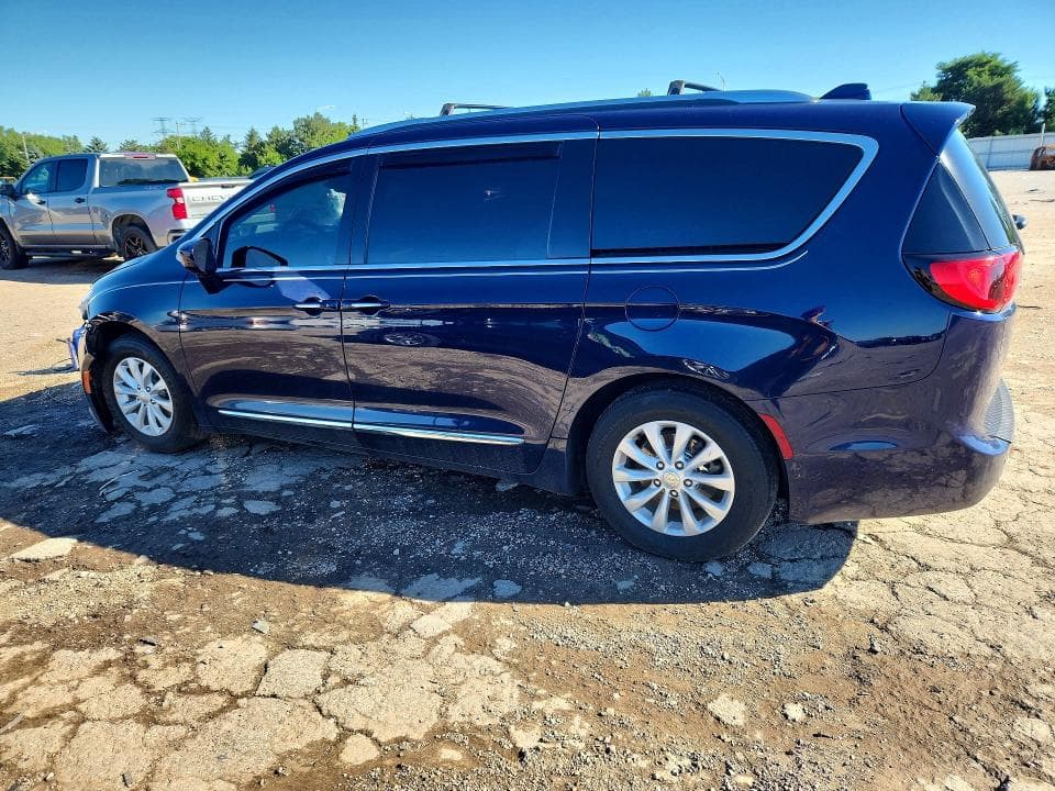 2018 CHRYSLER PACIFICA TOURING L PLUS 2