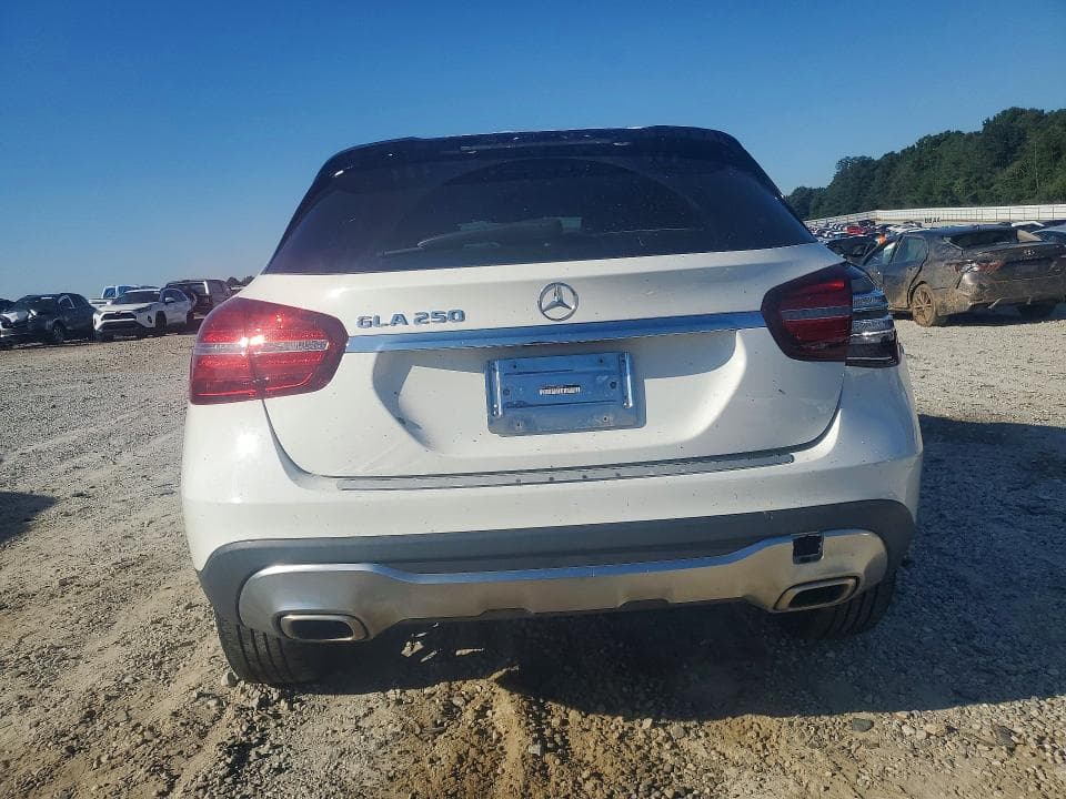 2020 MERCEDES-BENZ GLA 250 6