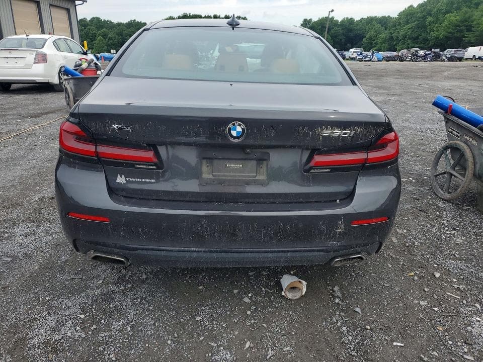 2021 BMW 530 XI 6