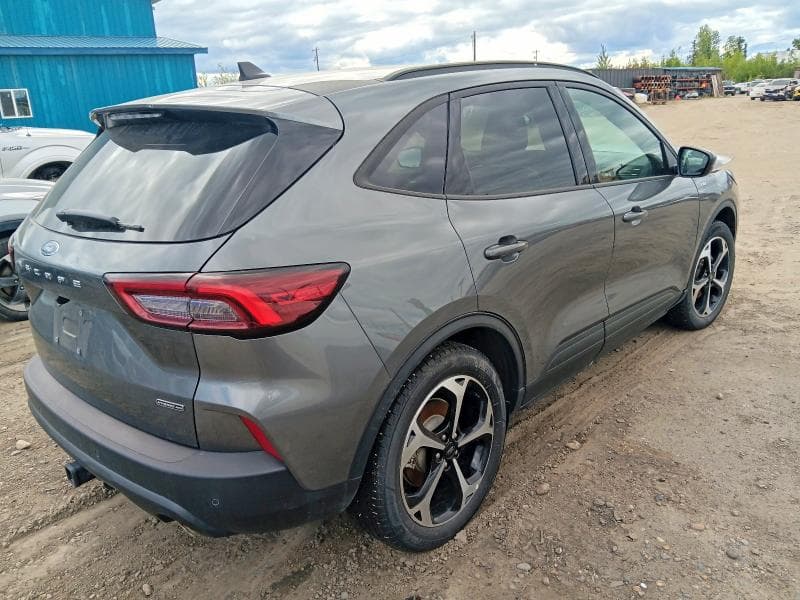 2025 FORD ESCAPE ST LINE SELECT 3