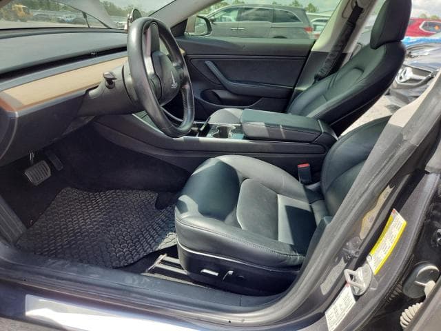 2018 TESLA MODEL 3 7