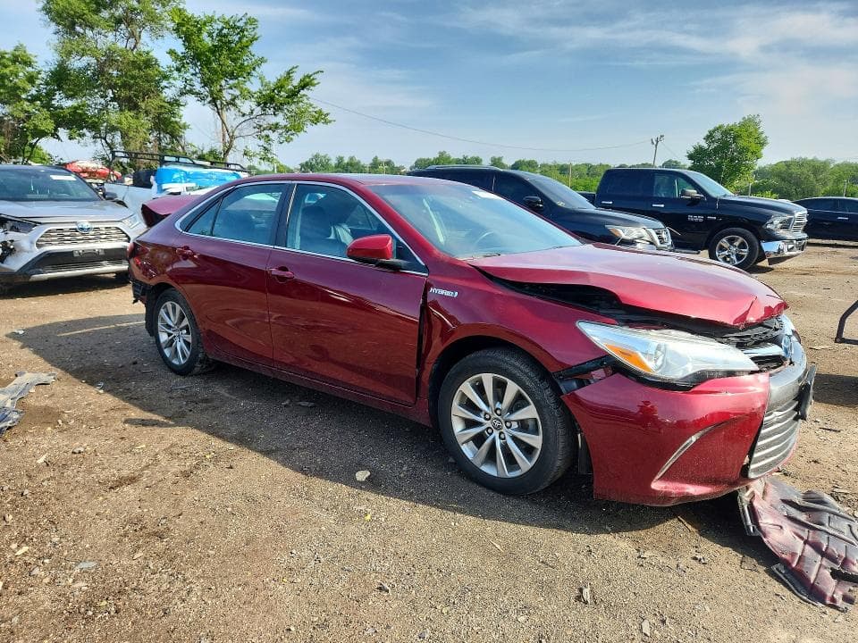 2017 TOYOTA CAMRY HYBRID XLE 4