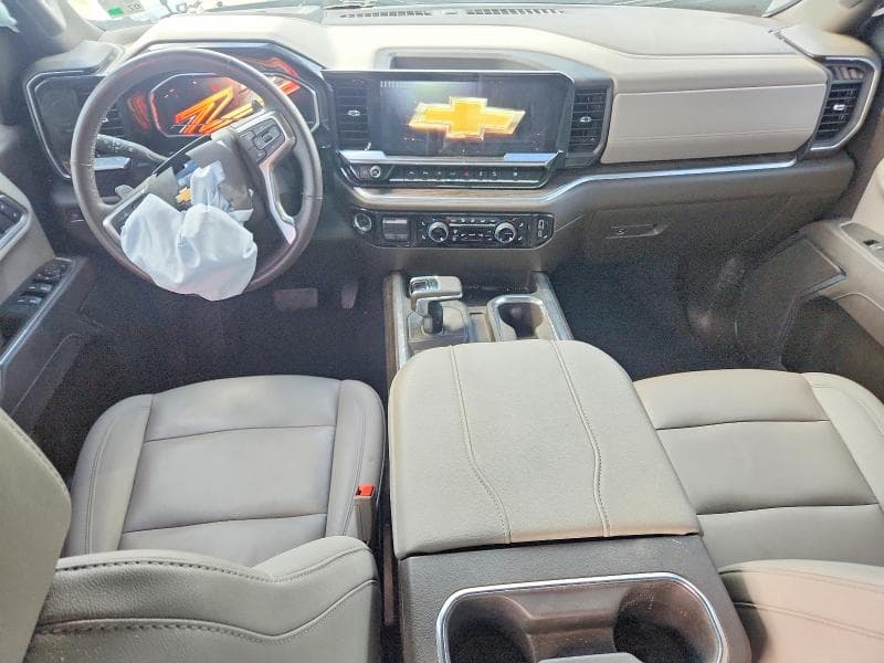 2025 CHEVROLET SILVERADO K1500 LT 8