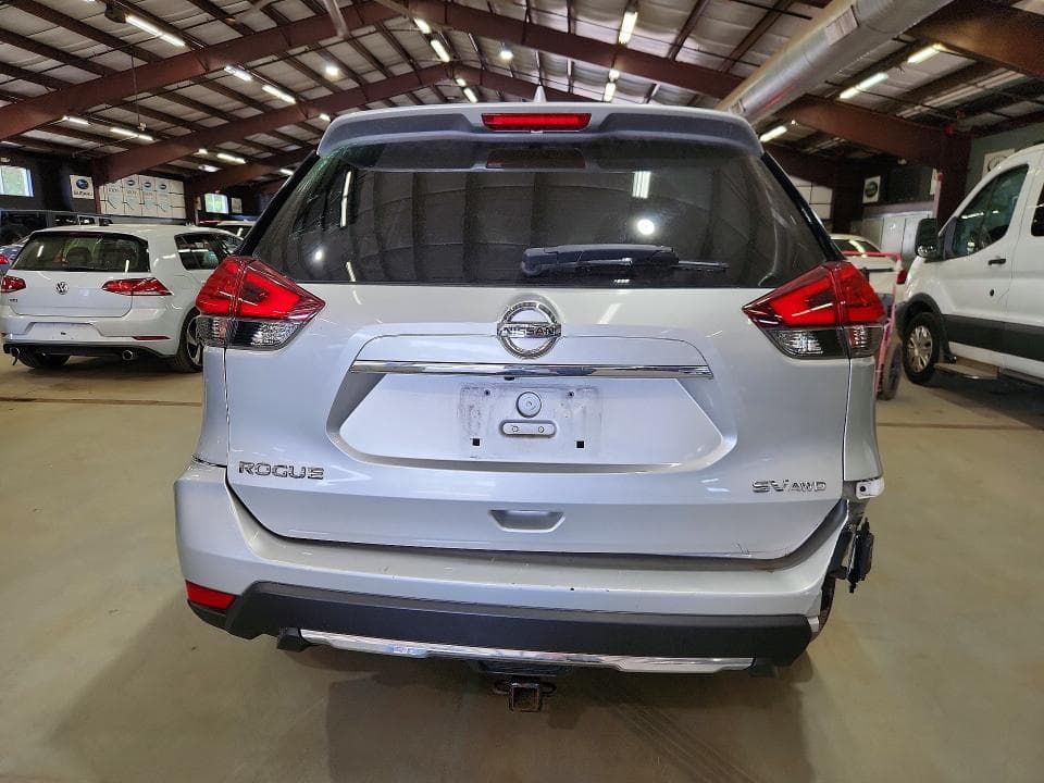 2017 NISSAN ROGUE SV 6