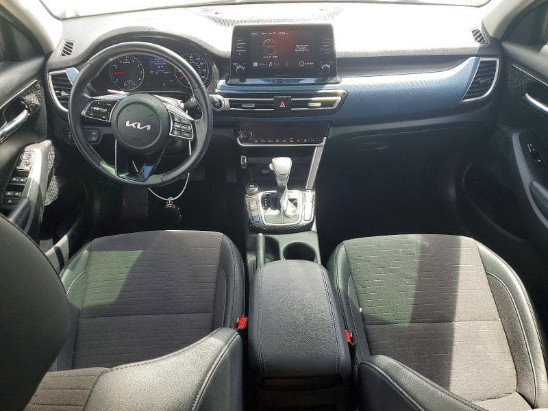 2023 KIA SELTOS S 8