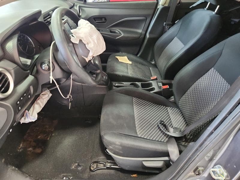 2023 NISSAN VERSA S 7