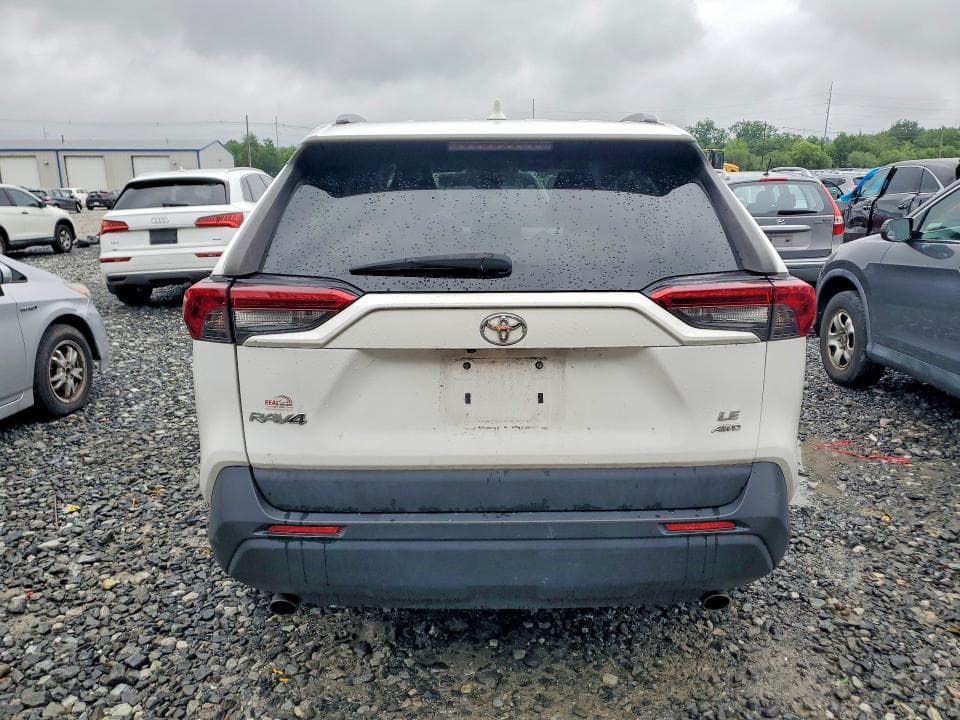 2019 TOYOTA RAV4 LE 6