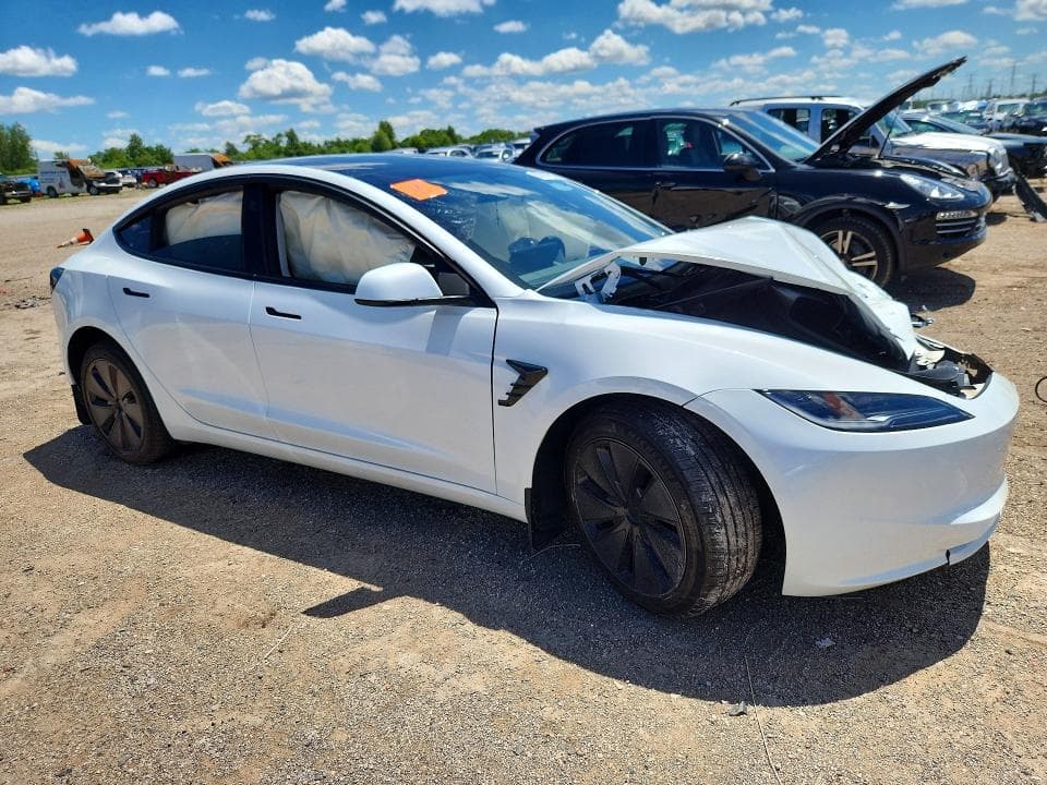 2026 TESLA MODEL 3 4