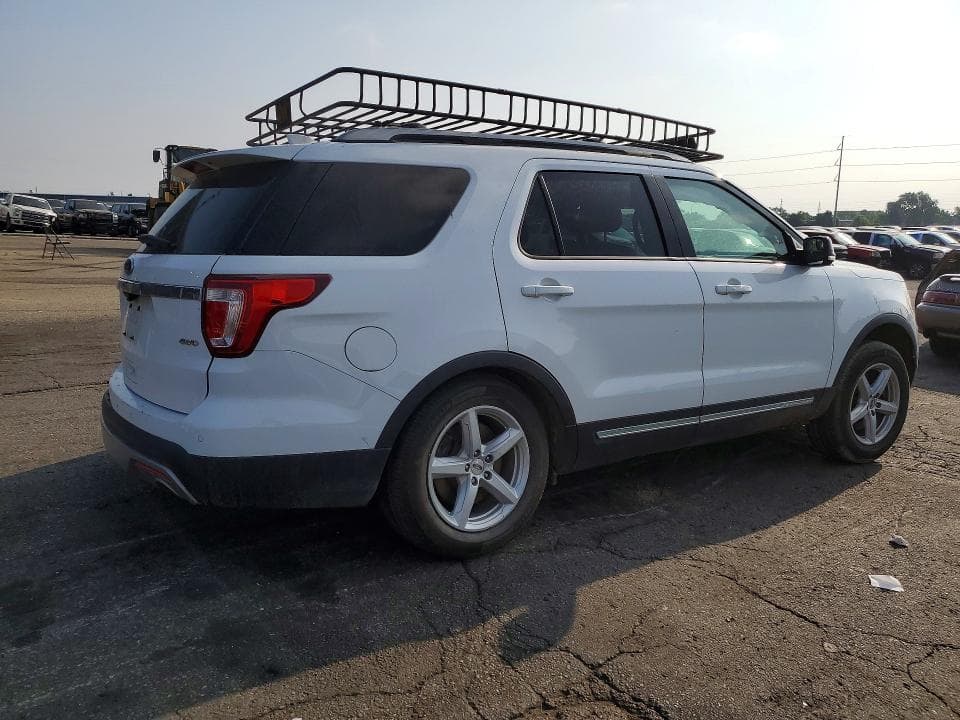 2017 FORD EXPLORER XLT 3