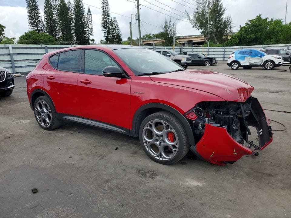 2024 ALFA ROMEO TONALE VELOCE 4