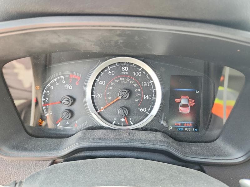 2022 TOYOTA COROLLA SE 9
