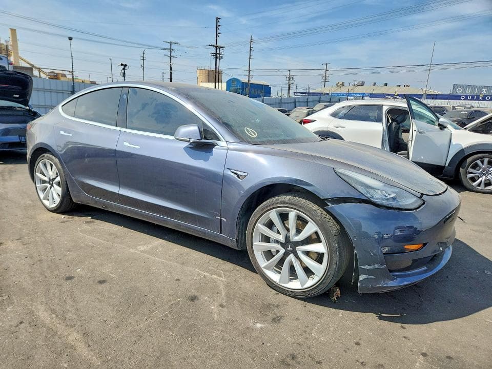 2019 TESLA MODEL 3 4