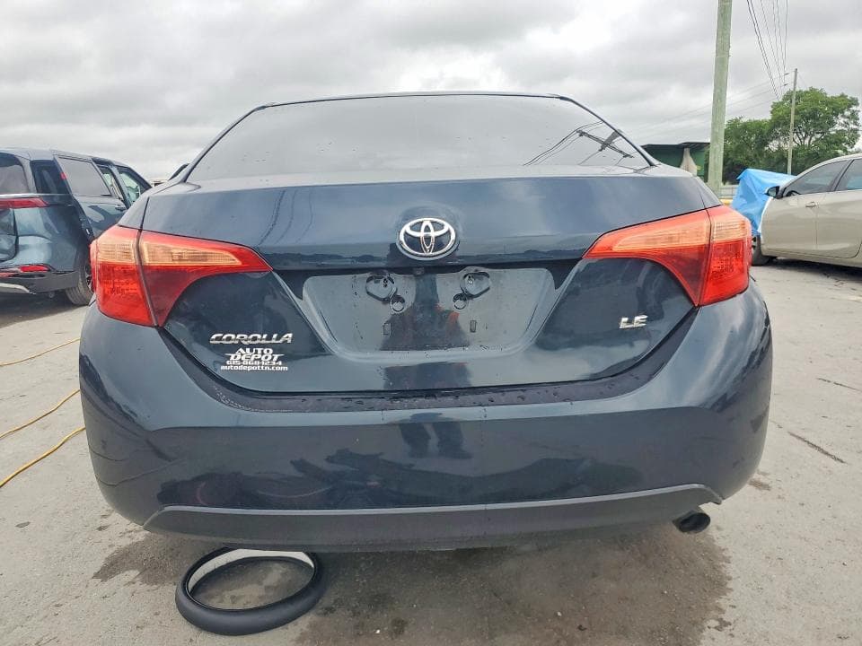 2017 TOYOTA COROLLA LE 6