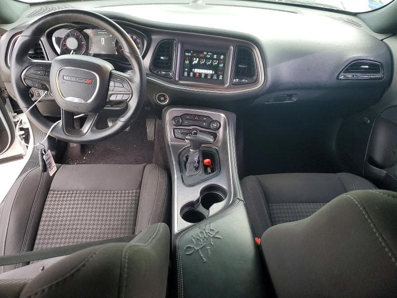 2018 DODGE CHALLENGER SXT 8