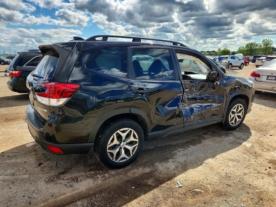 2023 SUBARU FORESTER PREMIUM 3
