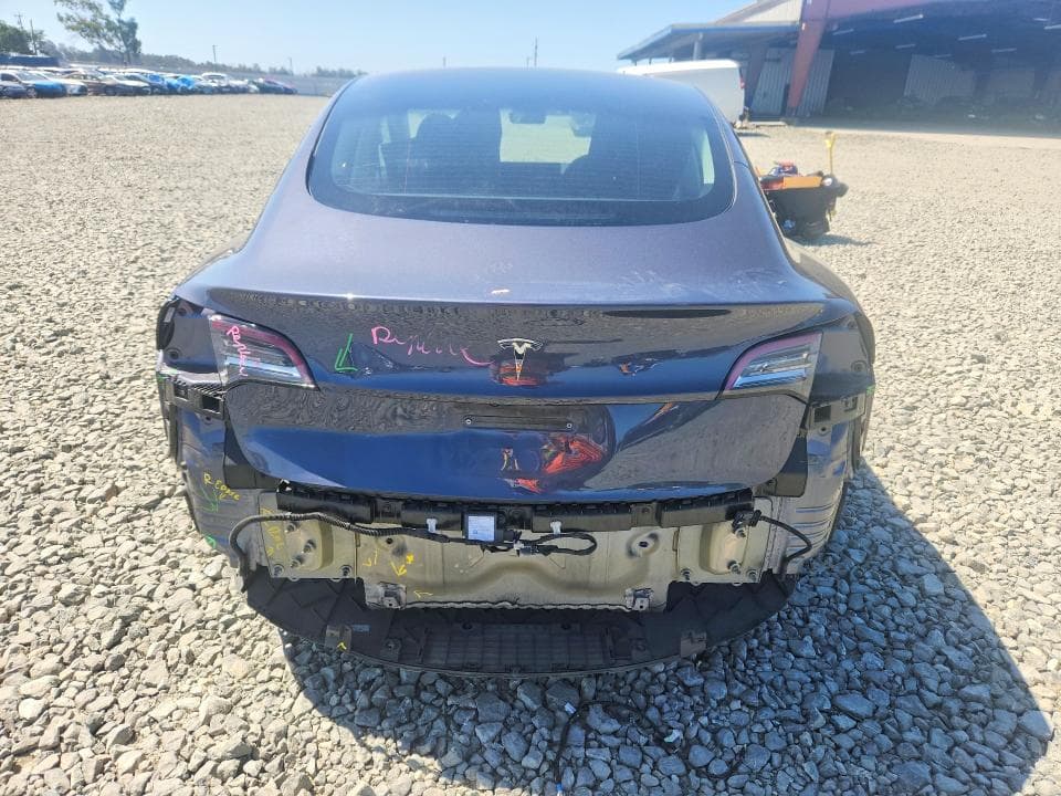 2023 TESLA MODEL 3 6