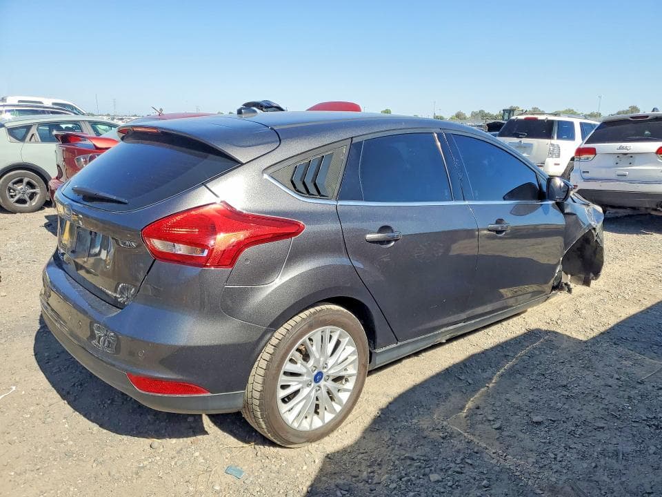 2017 FORD FOCUS TITANIUM 3