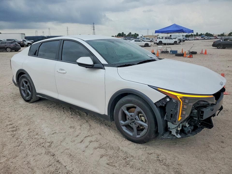 2025 KIA K4 LXS 4