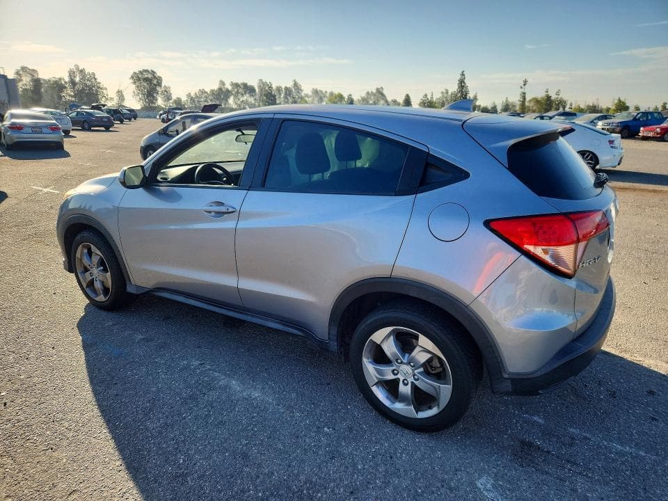 2018 HONDA HR-V LX 2