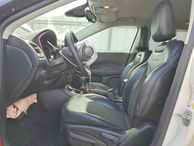 2019 JEEP COMPASS TRAILHAWK 7