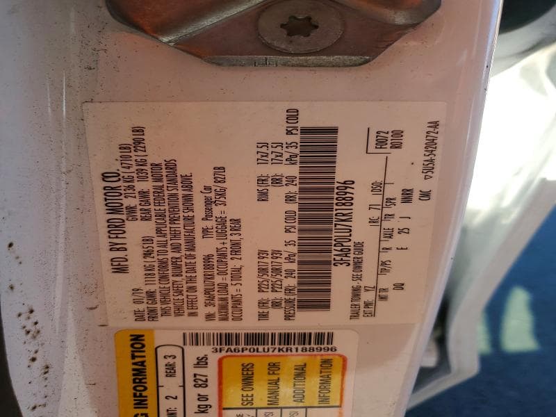2019 FORD FUSION SE 12