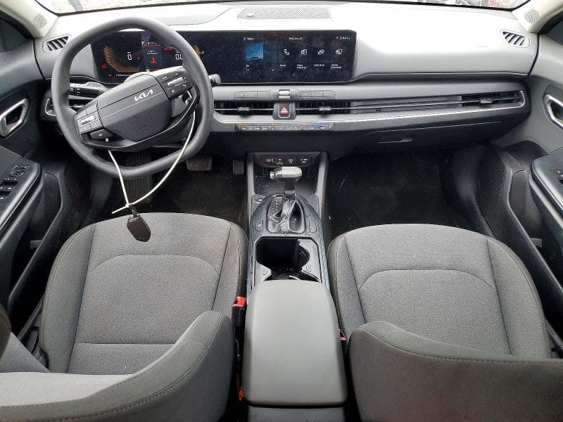 2025 KIA K4 8