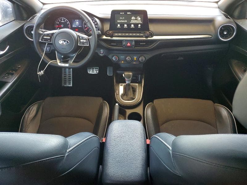 2021 KIA FORTE GT LINE 8