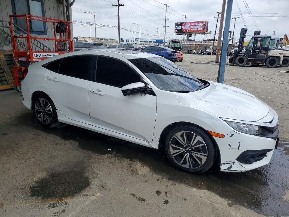 2018 HONDA CIVIC EX 4