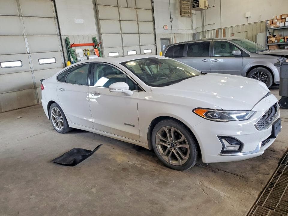 2019 FORD FUSION TITANIUM 4
