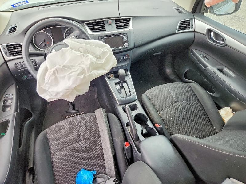 2018 NISSAN SENTRA S 8