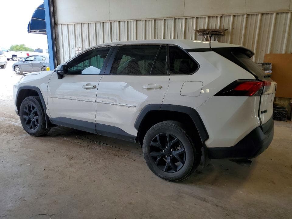 2024 TOYOTA RAV4 LE 2