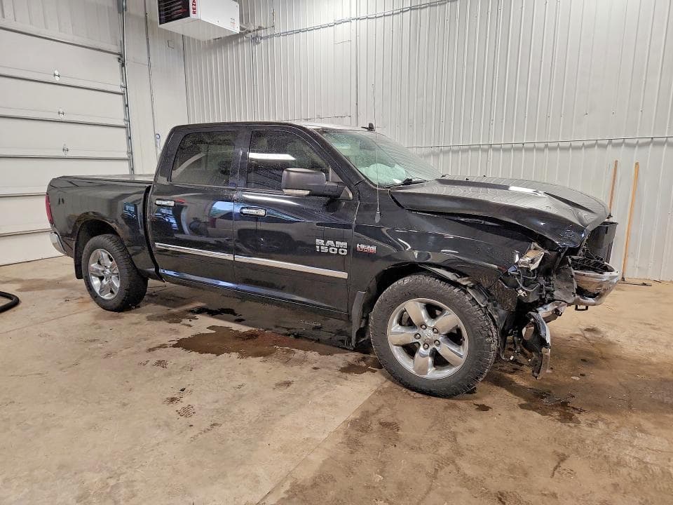 2017 RAM 1500 SLT 4