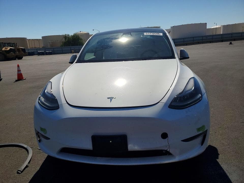 2023 TESLA MODEL Y 5