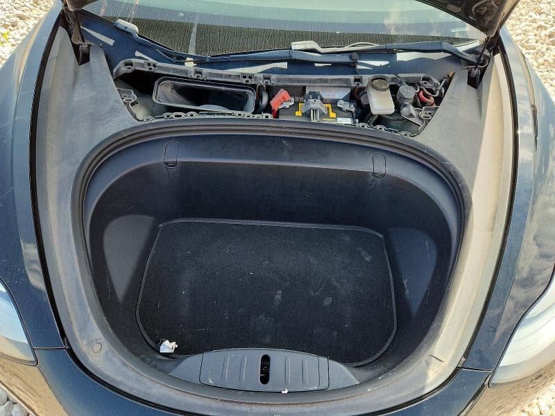 2018 TESLA MODEL 3 11