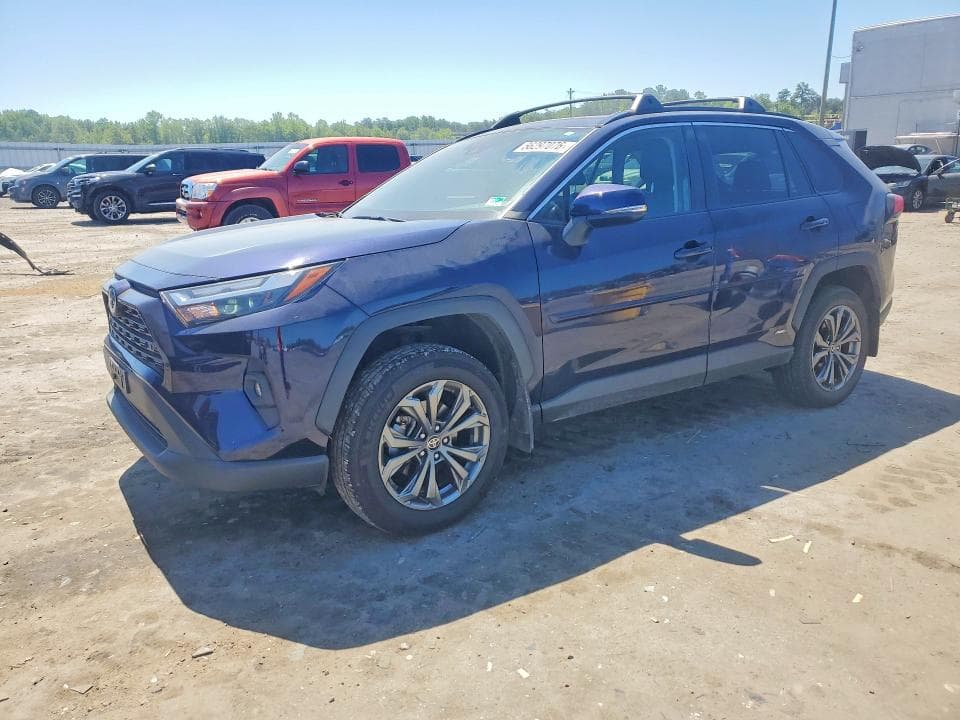 2022 TOYOTA RAV4 XLE PREMIUM - 1