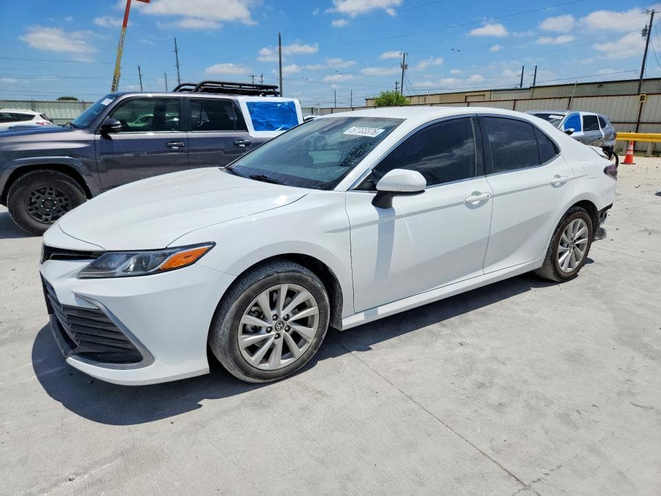 2023 TOYOTA CAMRY LE - 1