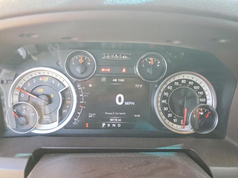 2017 RAM 1500 SLT 9