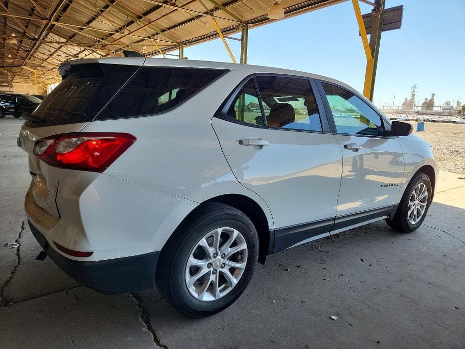 2021 CHEVROLET EQUINOX LS 3