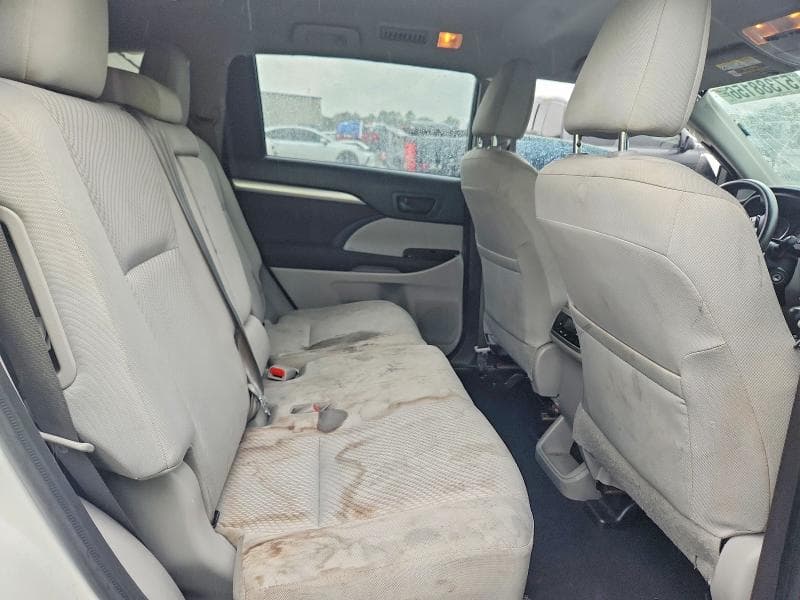 2019 TOYOTA HIGHLANDER LE 11