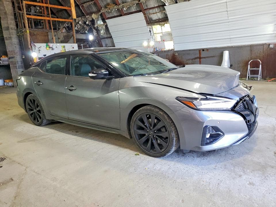 2023 NISSAN MAXIMA SR 4