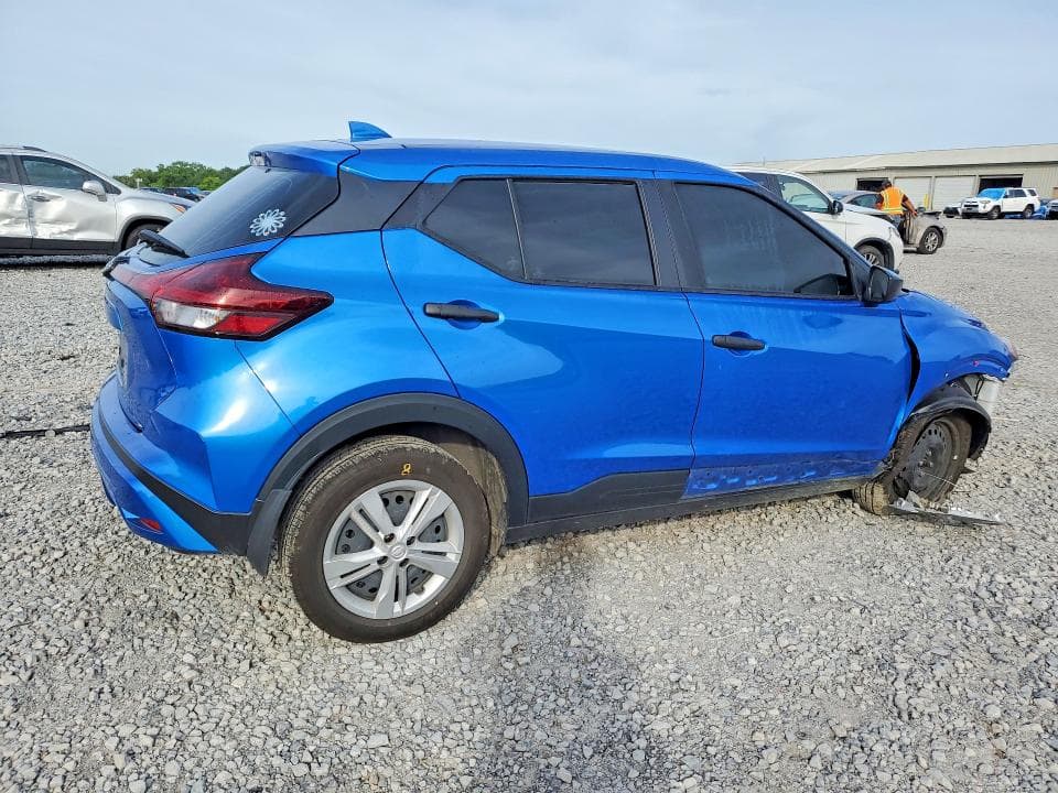 2024 NISSAN KICKS S 3