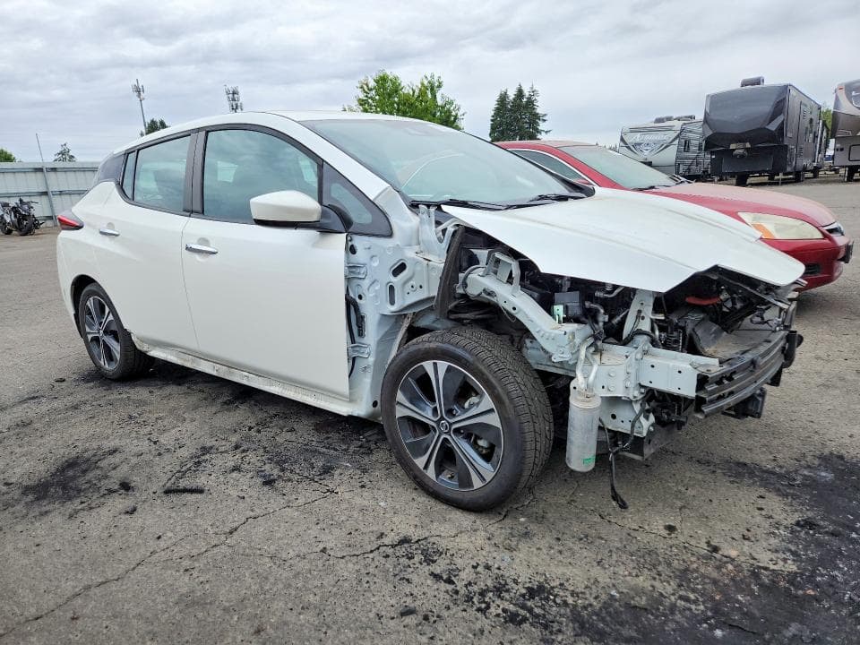 2022 NISSAN LEAF SV 4