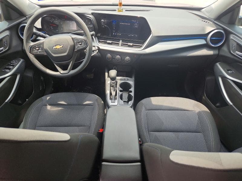 2025 CHEVROLET TRAX LS 8