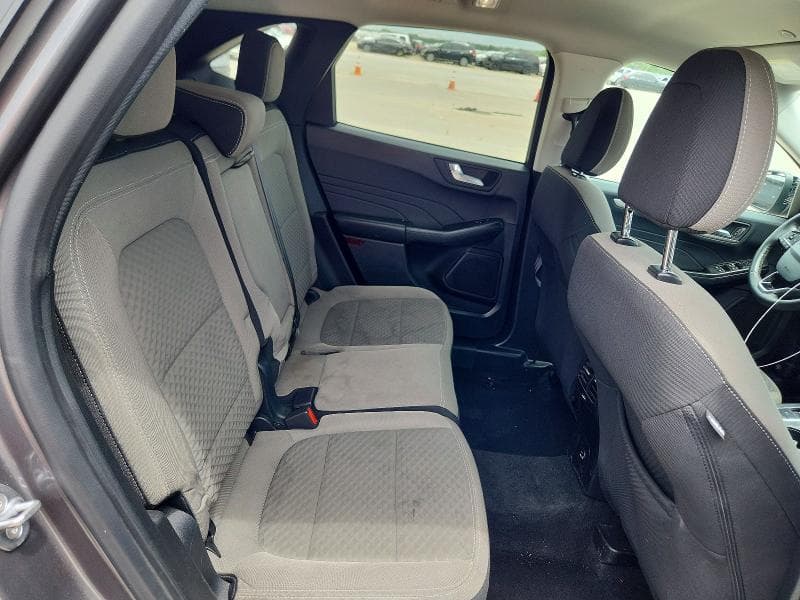 2021 FORD ESCAPE SE 10